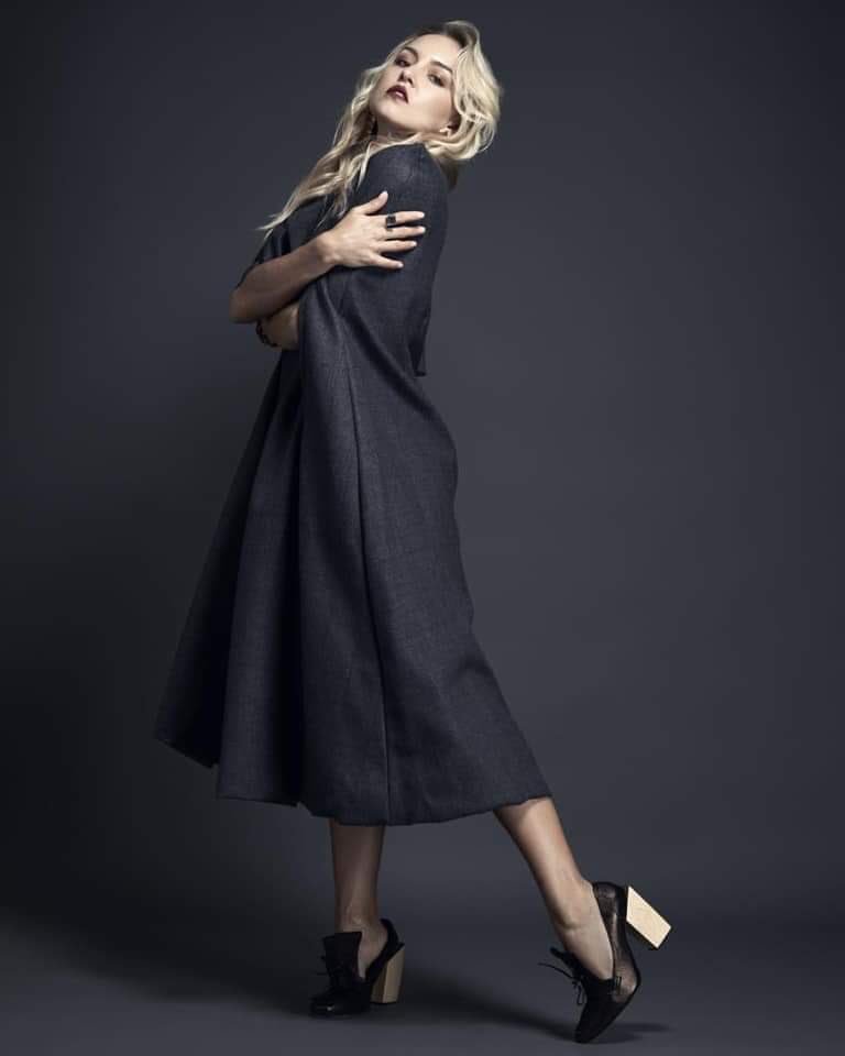 mariamu39's tweet photo. TANTAS FOTOS EN UN SOLO DÍA😊NO PUEDO DIGERIR TANTA BELLEZA🥰🥰
@Anboy88 @luvanMag https://t.co/leWpzFfrJk