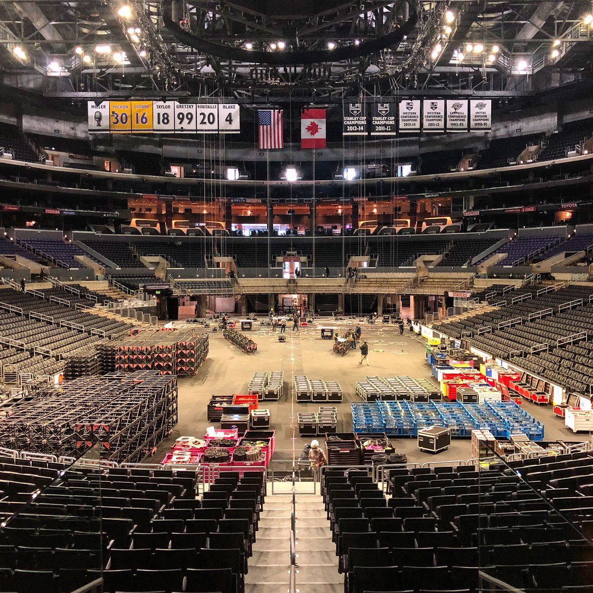 Load in for the 61st Annual GRAMMY Awards is in full swing. #GRAMMYs  @RecordingAcad