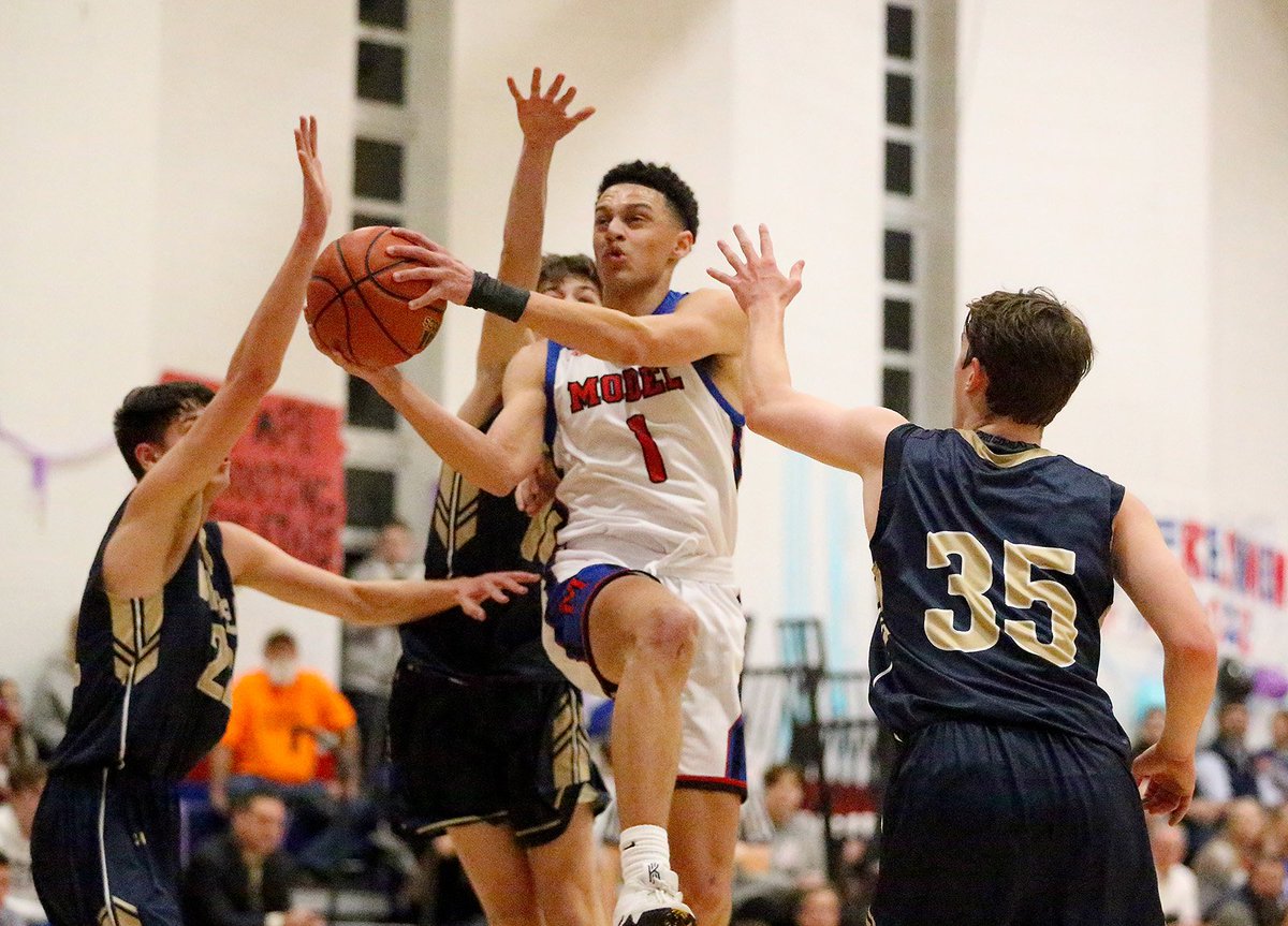 RichmondRsports's tweet image. HIGH SCHOOL HOOPS 
Model 74, Whitefield Academy 58 
Adam Lewis - 20 pts 
Chris Otieno - 17 pts 
Luke Keck - 12 pts 
Malik Johnson - 9 pts 
Matthew Frazier - 6 pts 
Cruse Pingleton - 6 pts 
@ModelBasketball