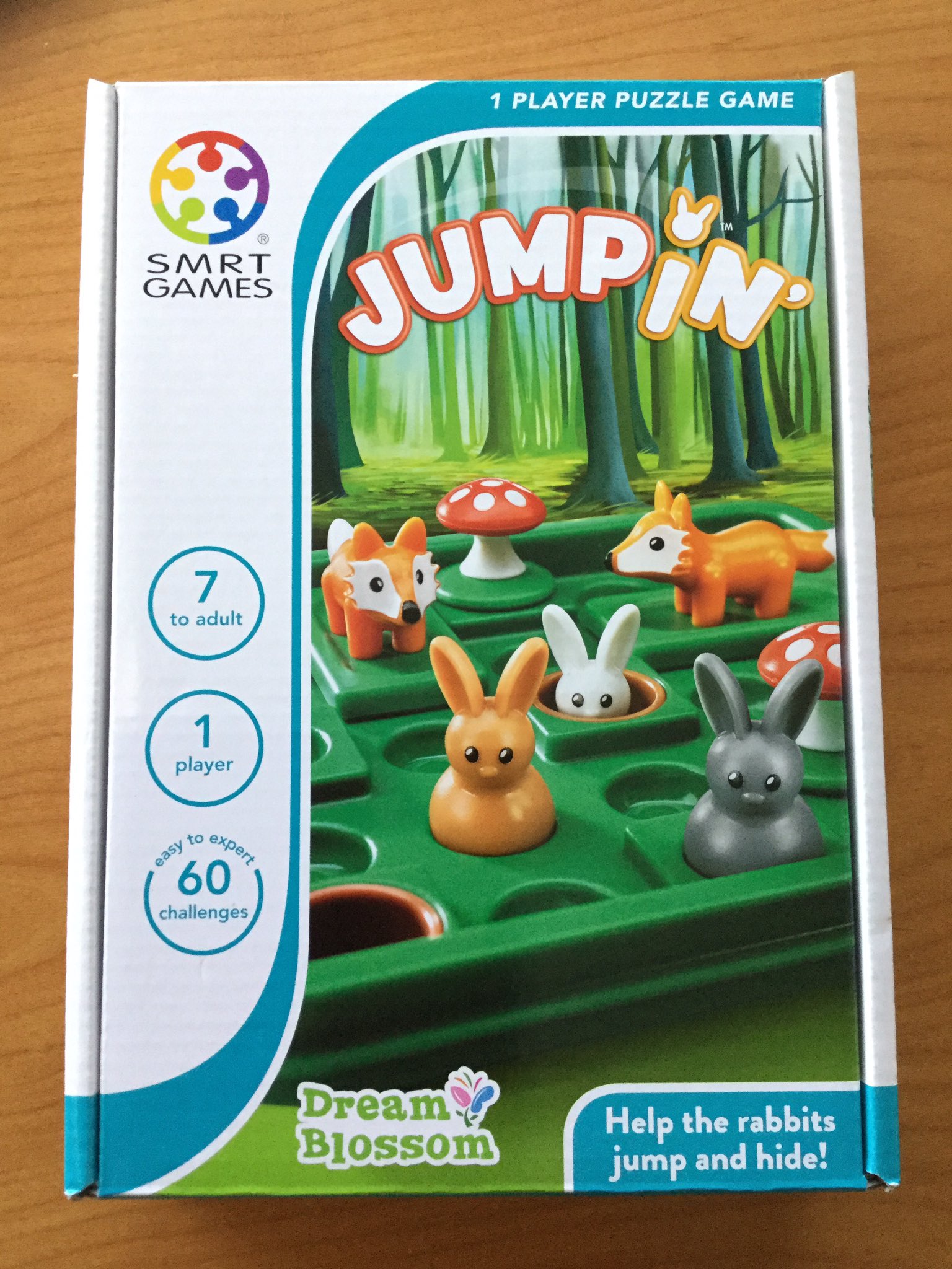 雑貨奥様 A Twitter ベルギーの脳トレゲーム Jump In ジャンプ イン を買ってみました 1人で出来るパズルみたいで コマの可愛さにやられました ウサギを全部穴にいれたらゴール さっ 楽しく脳トレデビュー あれ 息子の方が楽しんでやっています 脳トレ