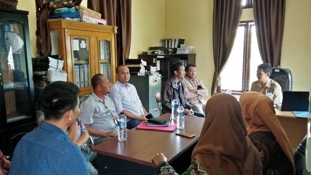 haryono_mohd's tweet photo. #JokowiMembangunDesa
#JokowiSejahterakanDesa
#TPPIRiau #TPPIPelalawan

@Jokowi
@EkoSandjojo
@anwsanusi
@taufikmadjid71
@fachrilabalado
@Kpw1Riau https://t.co/8BzkQ3bwjv