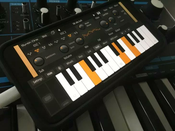 InterfaceNL's tweet image. Top iOS-synth Synth One nu ook voor iPhone
interface.nl/nieuws/artikel…
#synthone #ios #audiokit