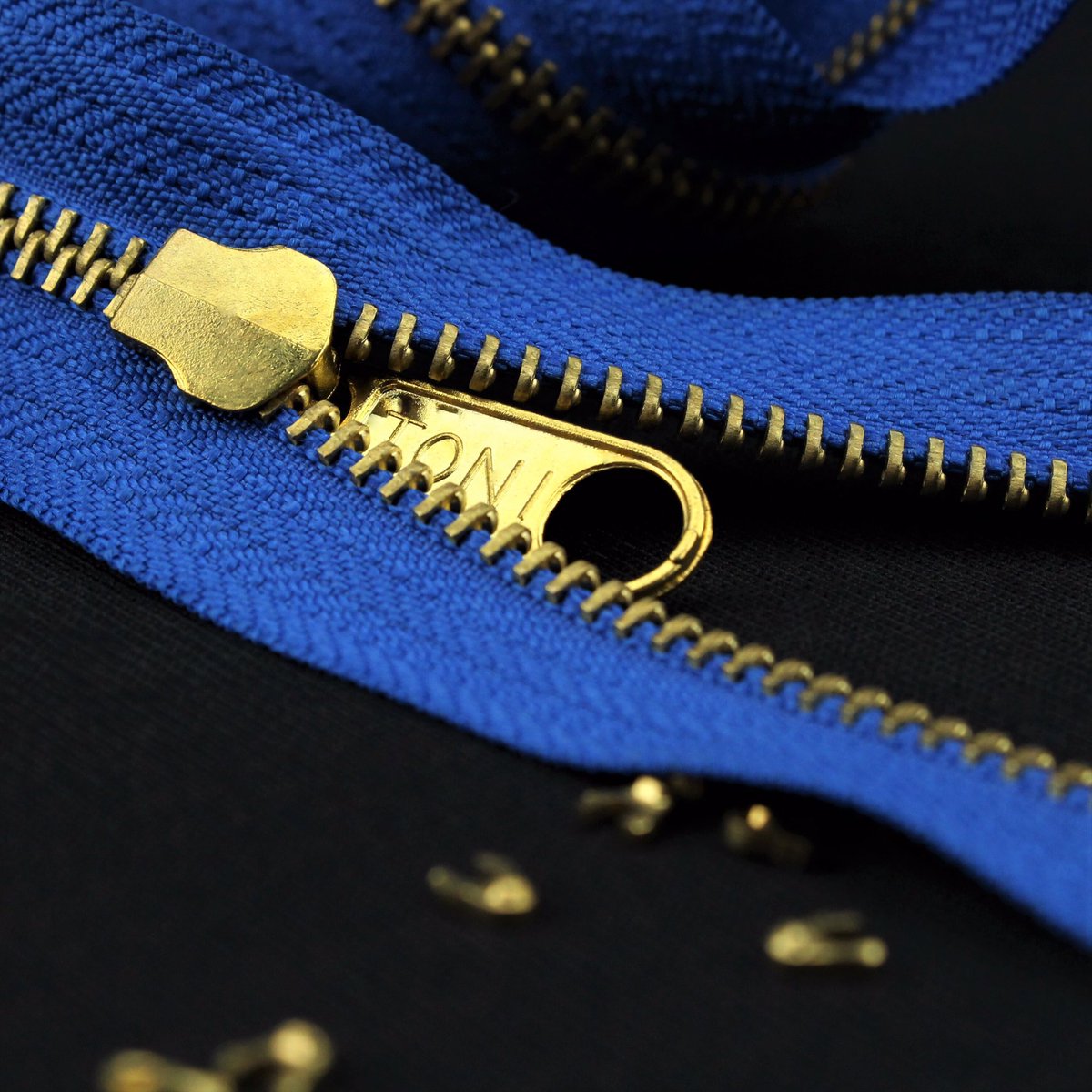 tonizippers's tweet photo. #ToniZippers #SaturdayMotivation #EverydayAbility #SaturdayCreativity #BestZipper #Fasteners #ZipFasteners #ZipperFasteners #Toni #Zipper #SaturdayMorning #Saturday #ZipperCreation #WeekendWisdom #SaturdayVibes #Zipit #PhotoShoot #Photography #Photographer #SaturdayThoughts https://t.co/b7qJYutJi5