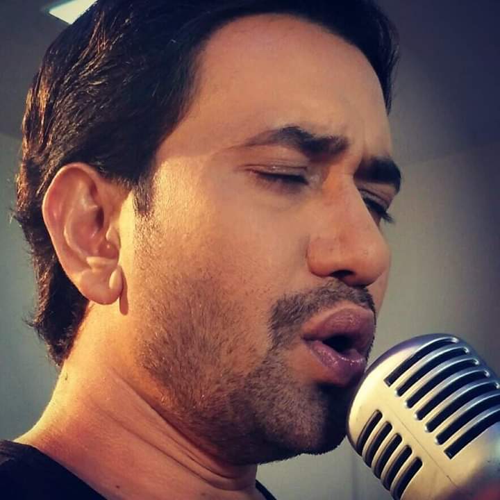 Many many Happy returns of the day Happy birthday, \"\"Dinesh lal Yadav Nirahua\"\" 