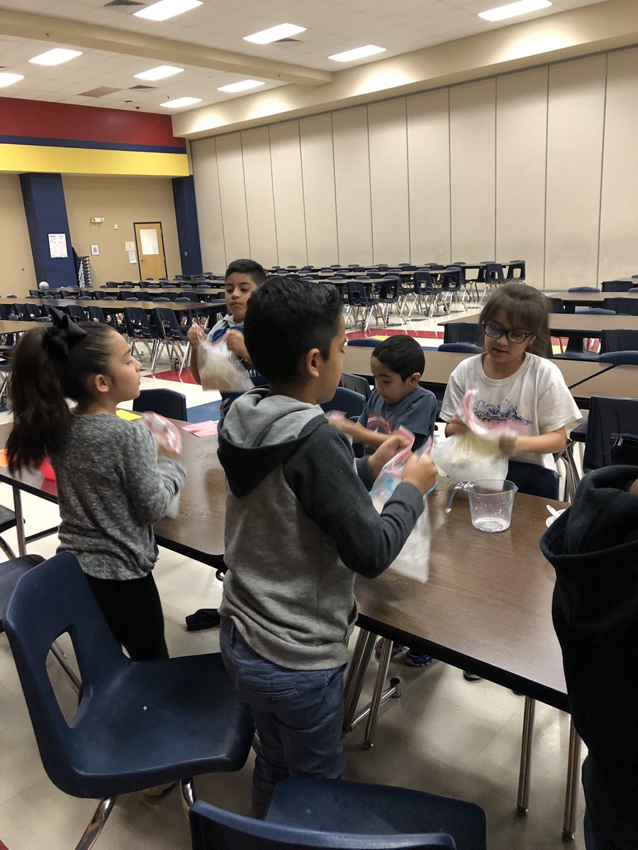 lisa_carrasco1's tweet photo. Thank you @mrskbconrad for an awesome early morning states of matter ice cream lab! #thisismurnin #solidorliquid 🍦🍦🍦🍦 https://t.co/t9t9GtUkVU
