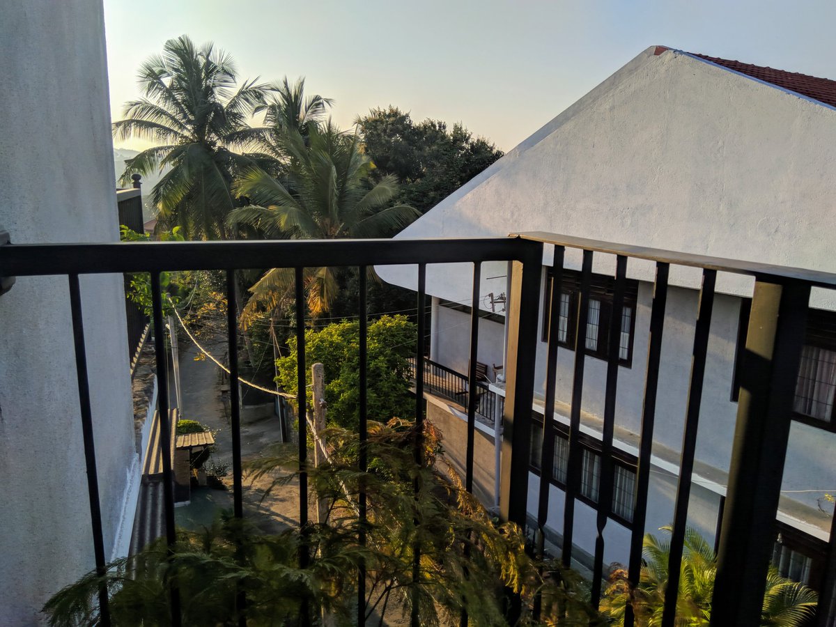 SThalgahagoda's tweet photo. A Beautiful sunny day over here at #SriLanka โ๏ธ๐ Shot from the #Nokia 6.1 @NokiamobBlog @NokiaMobile #defaultcamera #hdr #noedits https://t.co/88Sip6vtQg https://t.co/mOPn6wB6Lv