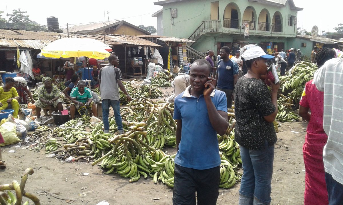 LASCOPA Fruits, Vegetables, Handling and Packaging Project Team members in Ikosi Market, Ketu, during a visit to the Market Executives and inspection recently #consumer #protection #healthyfruits #healthyvegetables