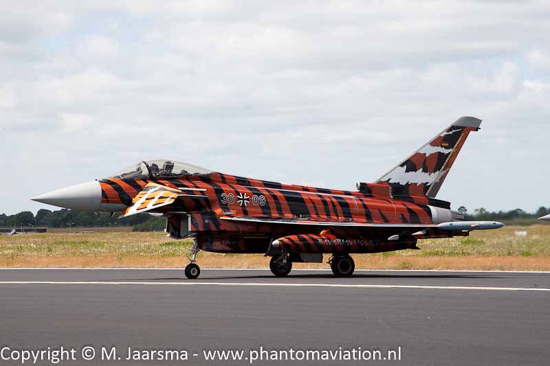 Phantomaviation's tweet photo. Website update #EF2000 #Typhoon -->> https://t.co/OfpYVtvO1v
Germany will buy 33 Eurofighters to replace the same number of tranche 1 aircraft currently in service.
#phantomaviation #eurofighter https://t.co/MNRQTvNpzz