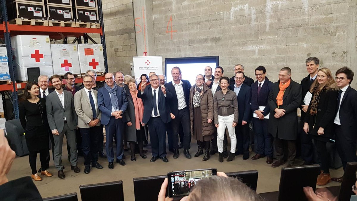 890Meuros: Hausse sans precedent en 2019 pour creer plus d'emplois  dans l'insertion par l'activite economique. 
Libererer le pouvoir d'entreprendre au service des plus vulnerables et s'attaquer vraiment au chomage de longue duree. Avec <a href="/murielpenicaud/">Muriel Pénicaud</a> et Conseil de l'Inclusion