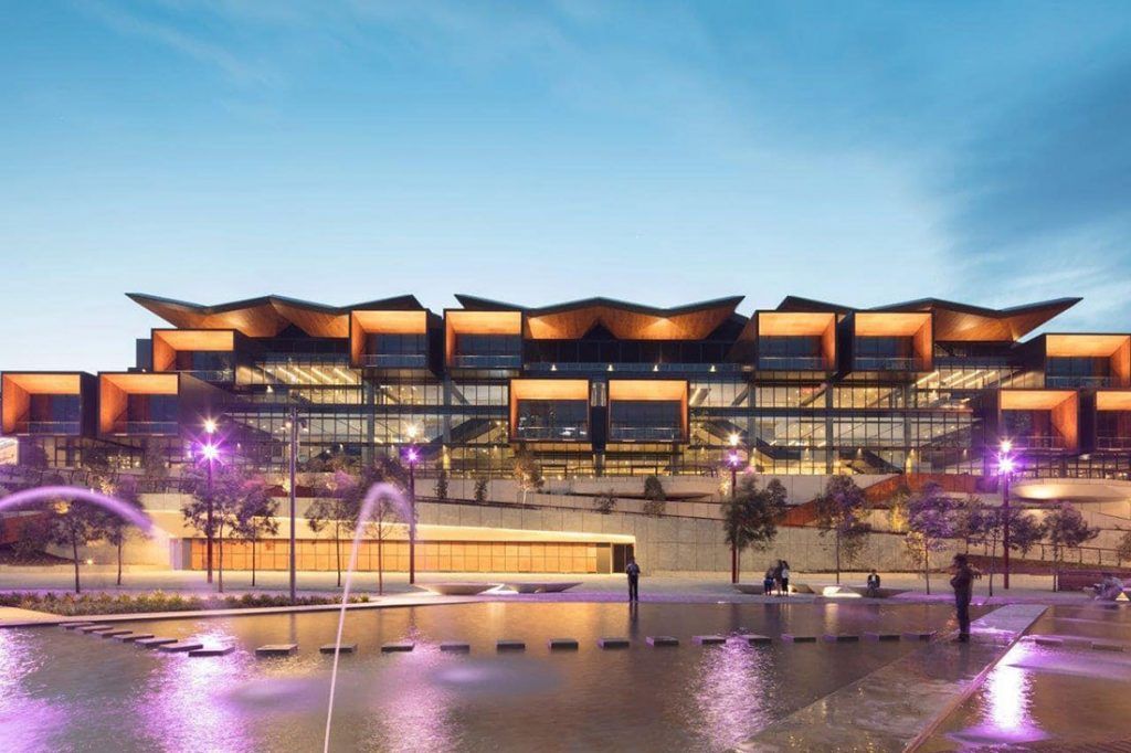 indesignlive's tweet image. Examining the future the workplace at WORKTECH19 buff.ly/2FYgiGo #worktech19