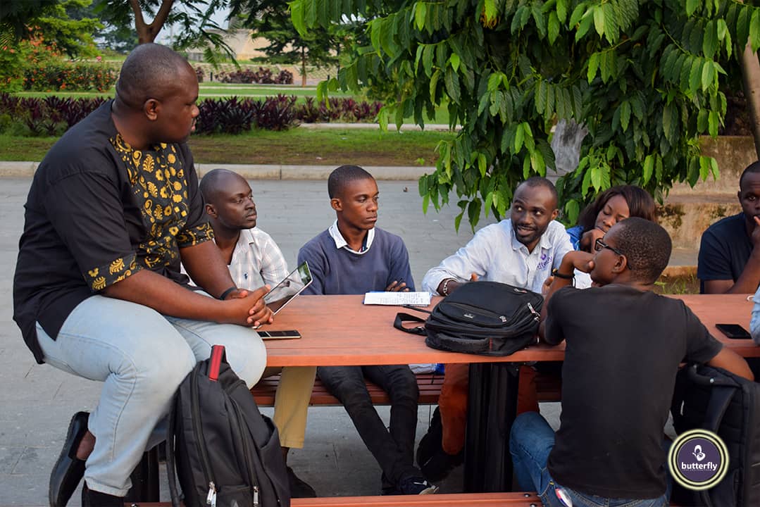 BibericLokwa's tweet photo. #BrazzaDigitalTalk
Combler le fossé existant entre #Institutions & #Population en assurant une présence permanente et sécurisé sur les réseaux sociaux des institutions étatique.
C'est l'une des résolutions prises par la communauté d'acteurs de Jeunesse et du Numérique de Brazza https://t.co/EpplbuzIaa