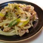 冷凍うどんを使ってレンジだけで作る簡単料理が美味しすぎる!