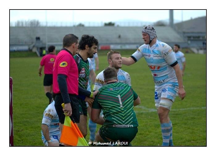 Club16ro's tweet photo. Oak Marius Sirbe played for @CSVienneRugby in the win against Bedarrides, 25-12 in #Federale1 🇷🇴🏉🇫🇷 #rugbyromania #oaks #stejarii #csvienne #rugby 📸 Photo by Mohamed Laroui https://t.co/TEWNIgnWSP