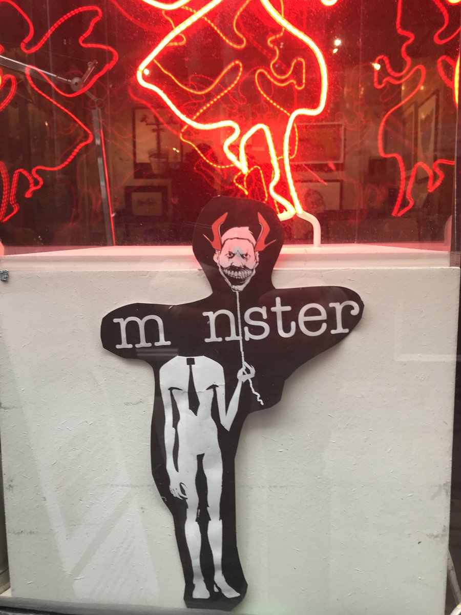 thebenoakley's tweet photo. #monstercampaign on #Indiegogo going live #tuesday5th #february #gileswalker #BenOakleyGallery #benoakleygallery/gileswalker #freeto spread the word #londonislovinit https://t.co/b4XNs4yCiH