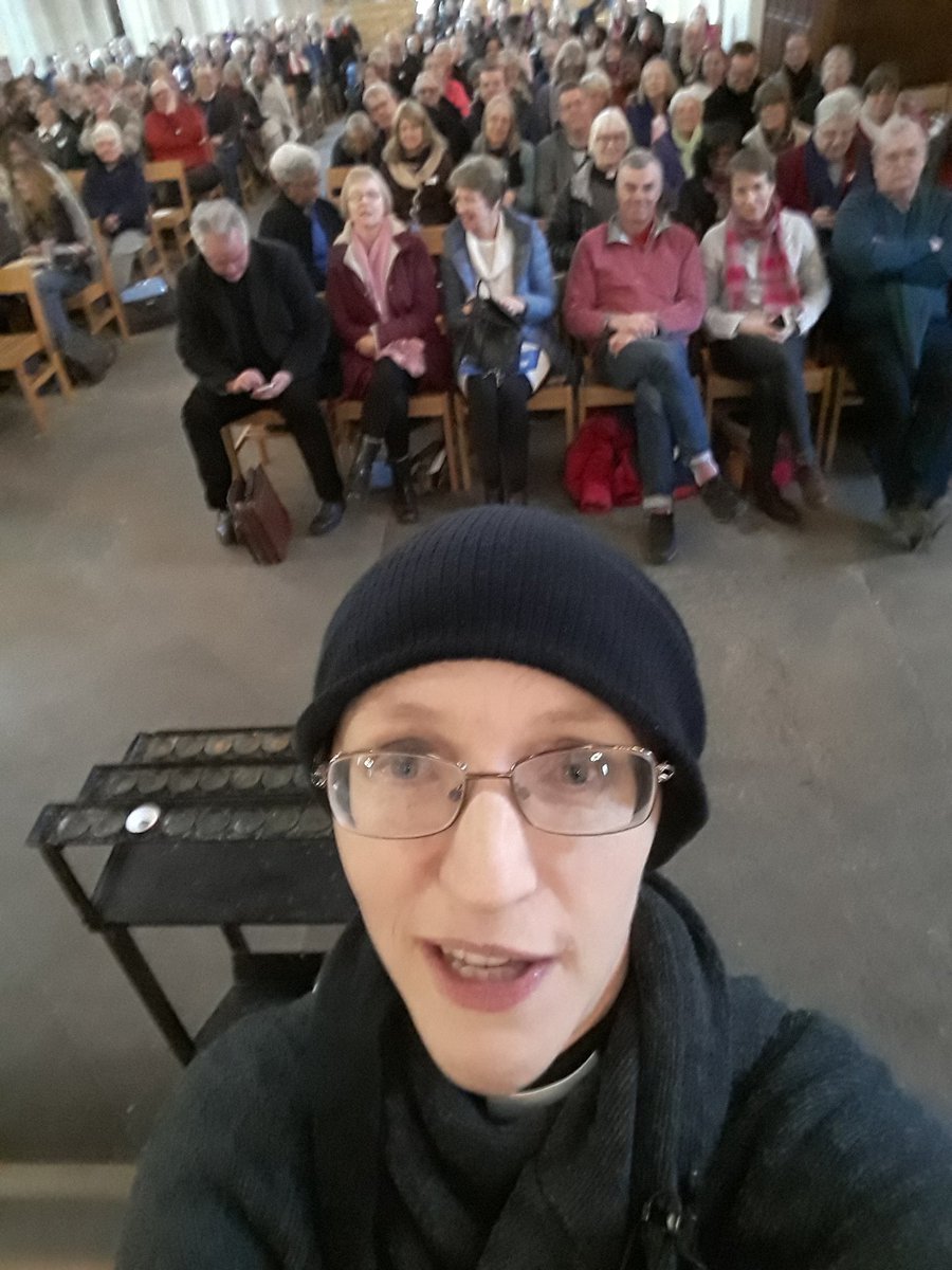 ReverendAlly's tweet image. I asked people to take selfies in my reflection on Candlemas, so it&apos;s only fair that I post mine.... #beingseen #LearnStA