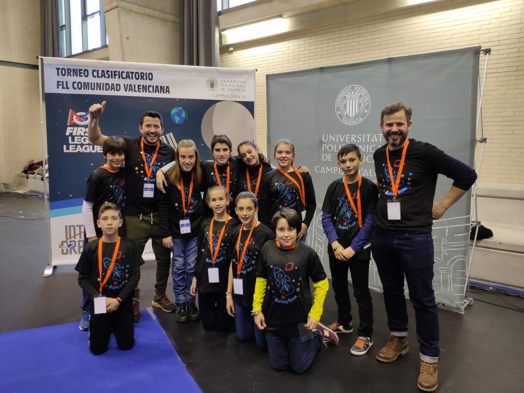 DanyBrotons's tweet image. Equipazo #GalaxyTeam nos falta @teresa_lorca @GrupoSorollaEdu @UPVCampusAlcoy #FLLUPVAlcoi