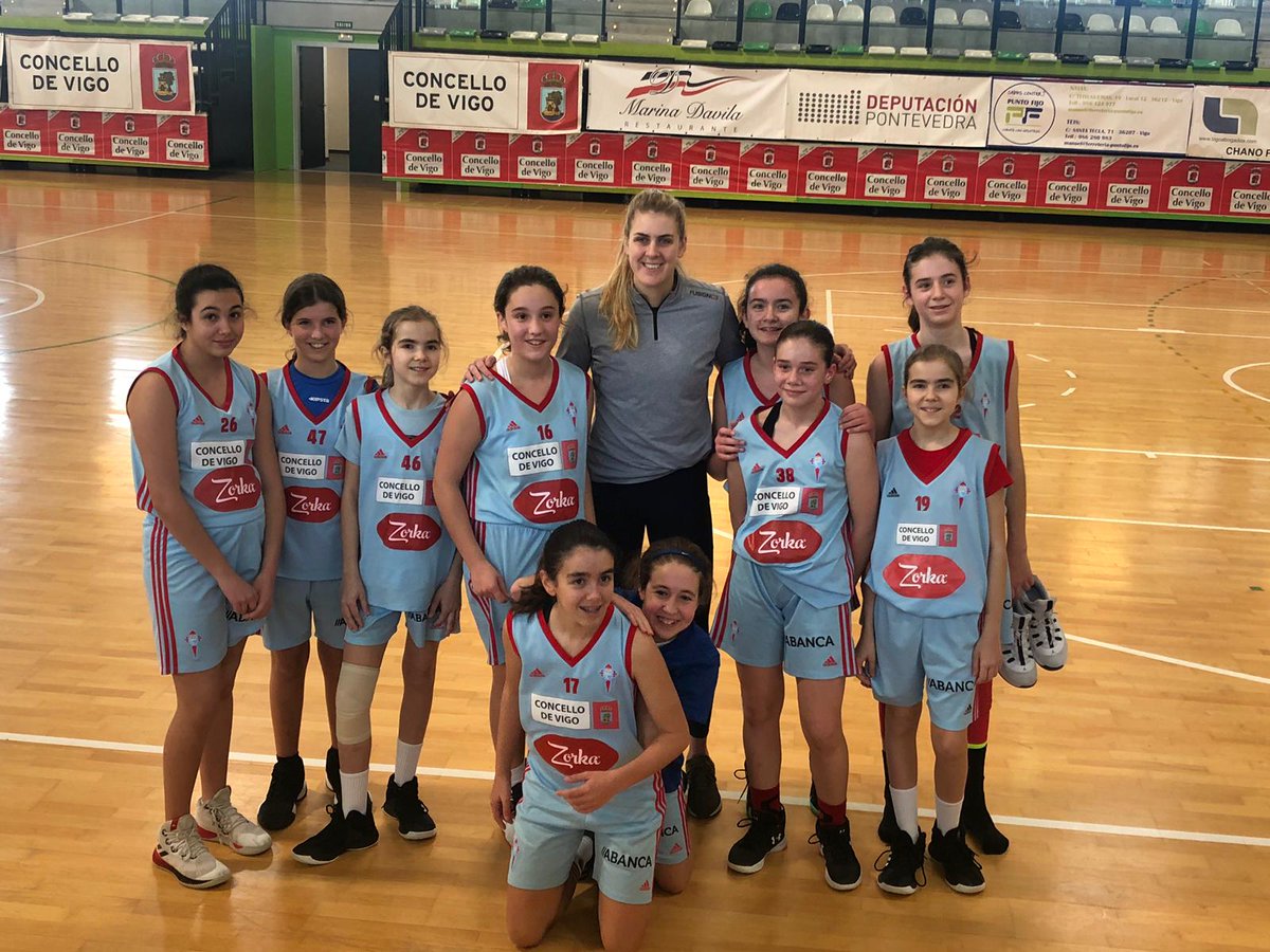 Día de partido!
Y qué mejor compañía que nuestra madrina <a href="/hildurkjartansd/">Hildur Kjartansd</a> 😉
#GameDay  <a href="/Celtabaloncesto/">CELTA BALONCESTO</a>
