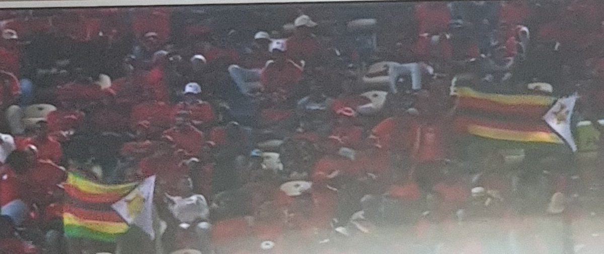 damsongeorge's tweet image. &quot;If you are not going to vote for the @EFFSouthAfrica because I said we must love Zimbabweans then go away with your self hate vote &quot; says @Julius_S_Malema during #EFFManifestoLaunch . Meanwhile Zim flag in the crowd.
@larry_moyo