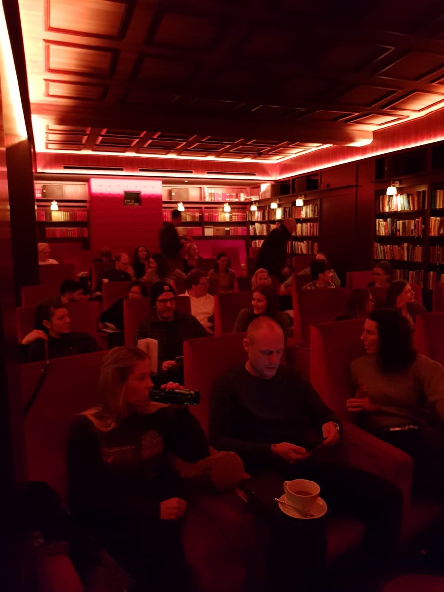 EndemolShineGer's tweet photo. Sonntag um 20:15 Uhr startet unsere neue #kitchenimpossible Staffel auf @VOXde. Für die @endemolshine Kollegen gabs gestern im Kölner Residenz Kino eine Preview vorab. Liebe Kitchen-Fans, freut euch auf morgen!!! #tvformats #timmälzer #workatesg #vox https://t.co/68q1lEv4Jt