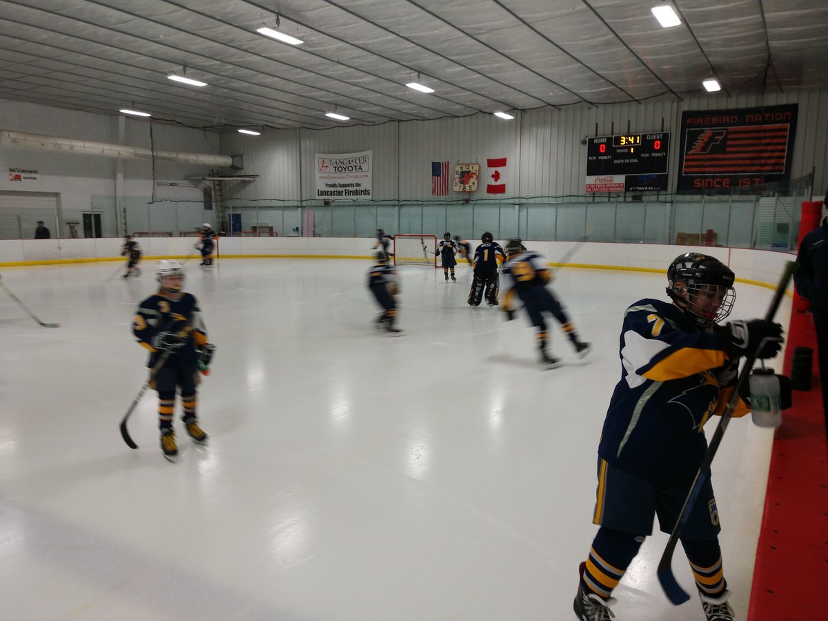 JoeTski's tweet photo. Time to carve up the fresh ice. #youthhockey https://t.co/1lsOXmZCtn
