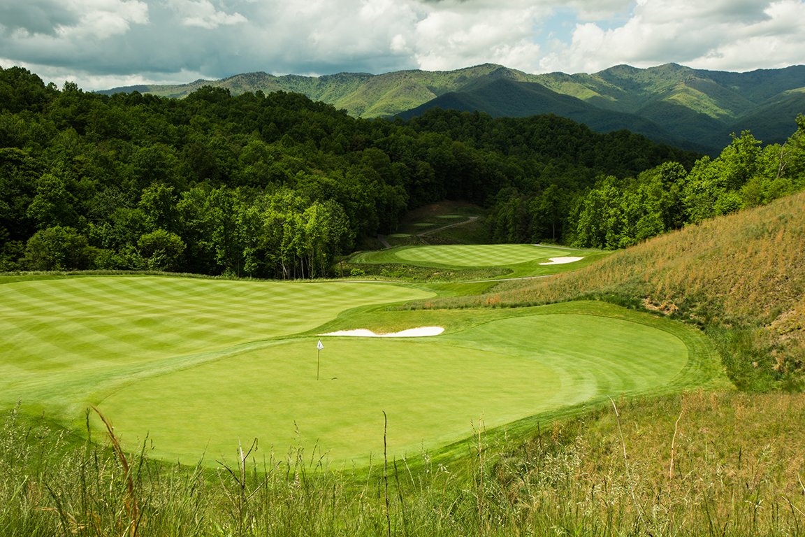 T2GBentgrass's tweet photo. Whether it’s pin in or pin out, we just want to see immaculate greens.

Photo: Balsam Mountain Country Club https://t.co/K31knRQXh0