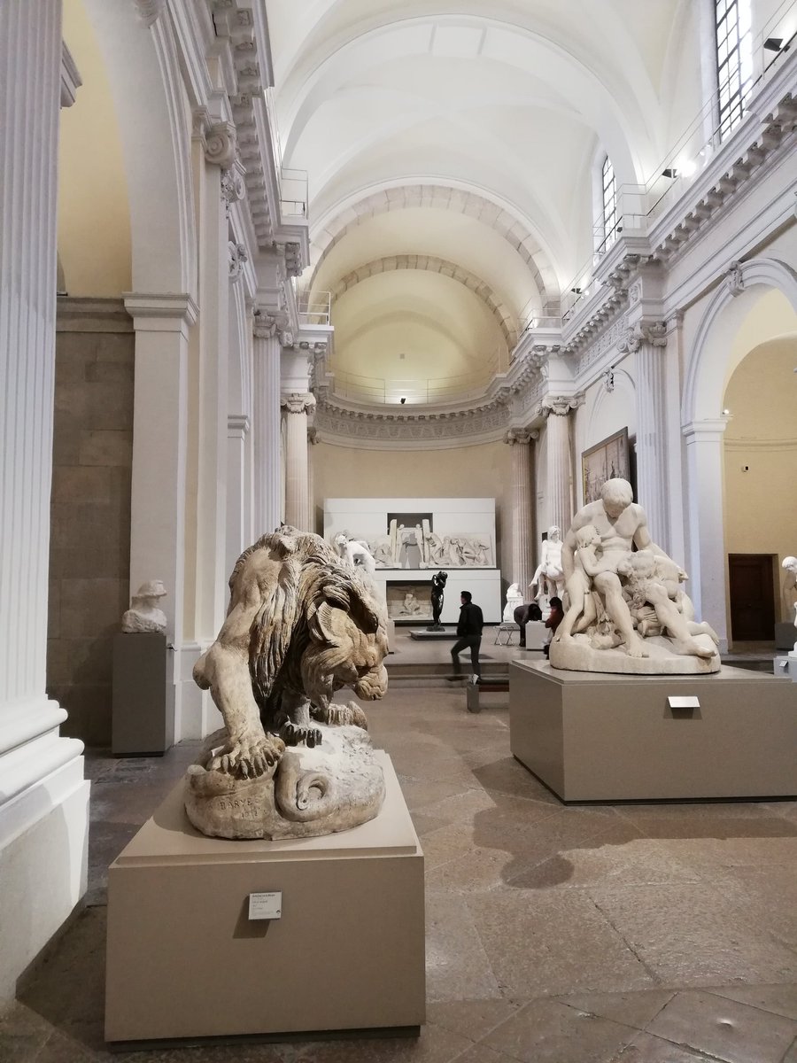 MTaisne's tweet photo. 1. ➡️ : visite de l'exposition Claude au @mbalyon avec Geneviève Galliano, la commissaire d'exposition, puis interventions de Stéphane Paccoud et Sophie Onimus-Carrias pour parler des collections du musée et de leurs mises en valeur @mnm_p3 #lyon #expositionClaude #mbalyon https://t.co/7tA9j4pv8p