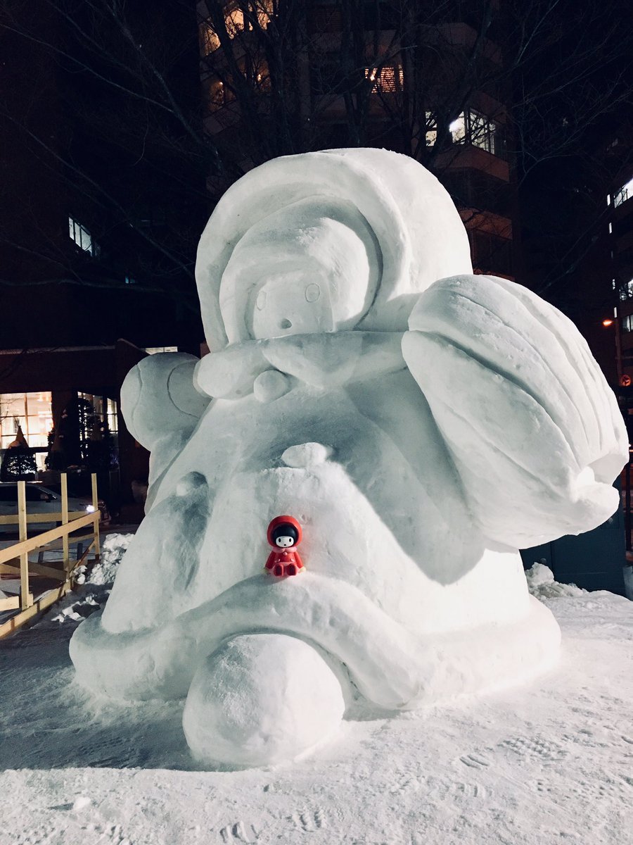 commune0801's tweet photo. 雪像完成しました！！
今年はね、
「ゆきんこ 侍ポーズver.」です！！

日ハムに入る吉田くんとゆきんこのコラボ♪
画像が回りまわって、YUKIちゃんの目にも止まることがあるといいなぁ💕

#YUKI
#ゆきんこ
#雪まつり
#吉田輝星 https://t.co/bOfeVKmLnV
