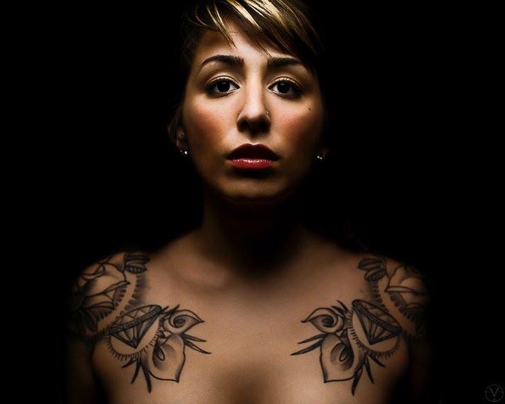 ExpoImagingUK's tweet image. .@JayesunnKrump is an expert at manipulating shadow in his images to pull his model into the light!

Shot with Rogue Light Modifiers. #agameoftones #photography #lightmodifier