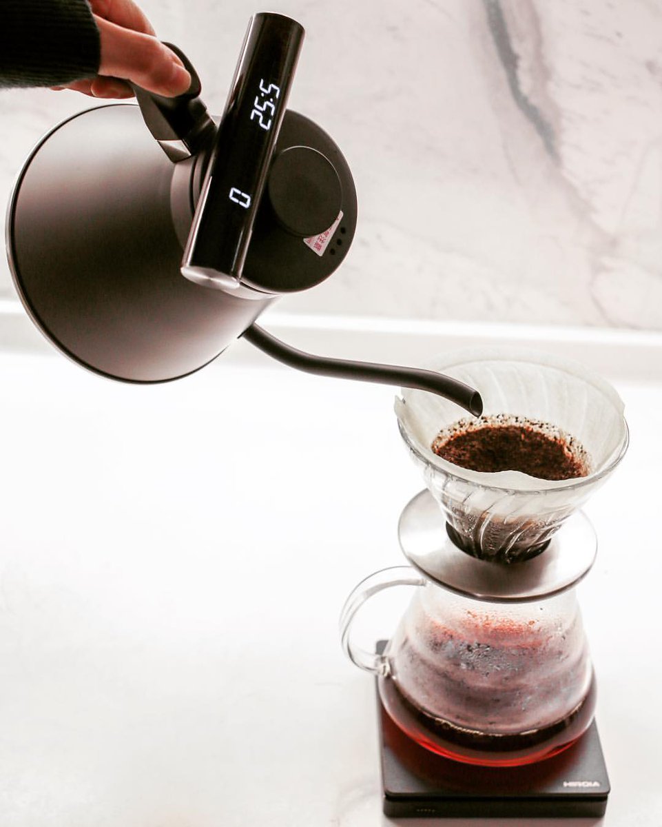 HarioHongKong's tweet photo. HIROIA JIMMY SCALE 分離式智能磅
You may not be brewing your coffee like this, BUT YOU CAN.
#jimmy #hiroia #pourovercoffee #espresso #coffee #singleorigincoffee #scale #王策 #2017世界沖煮冠軍 #分離式智能磅 https://t.co/4EDRCQVD37