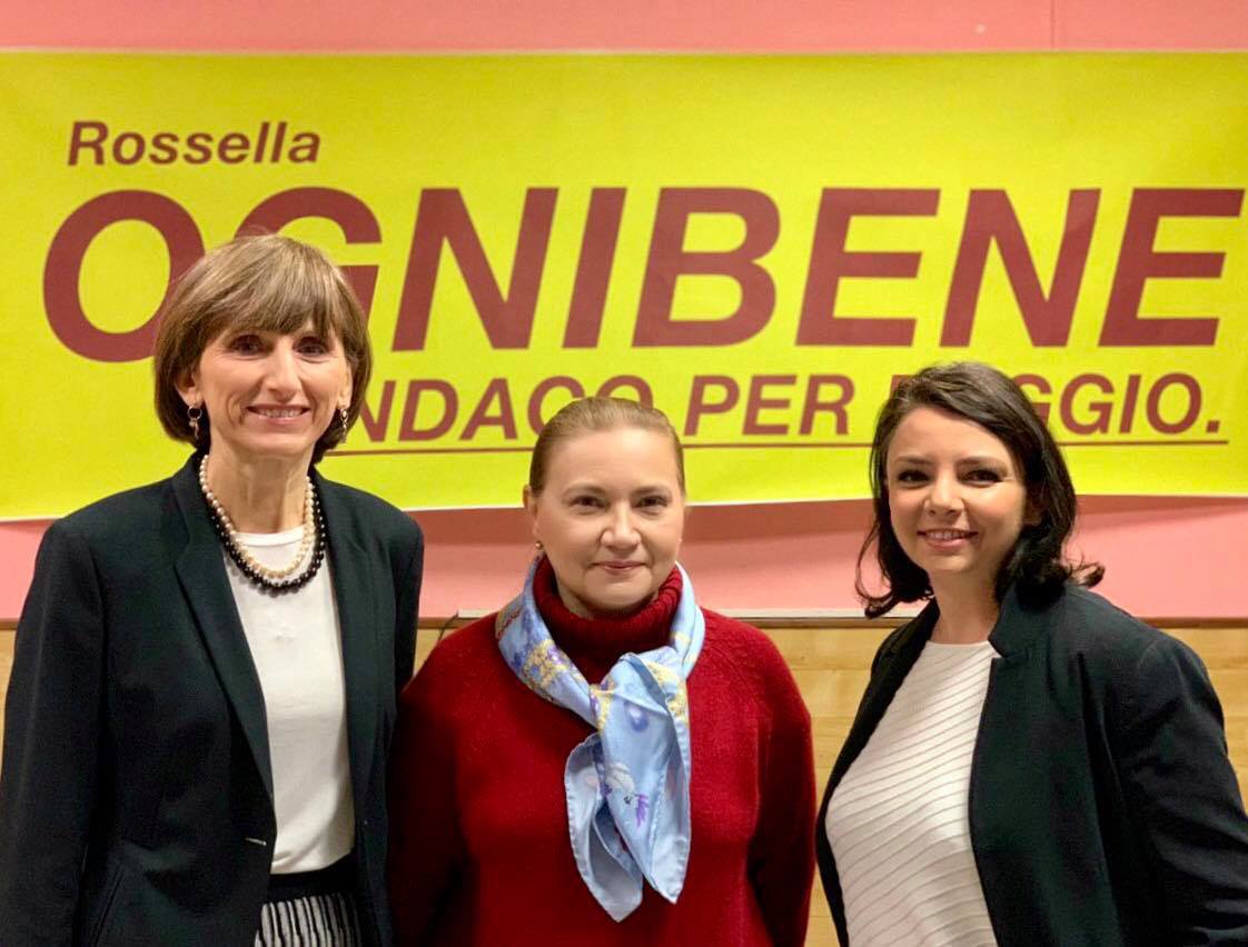 Adesso a Reggio Emilia alla conferenza stampa per la presentazione della nostra candidata Sindaco #M5S Rossella Ognibene. Non potevo augurarmi una candidata migliore! 
Forza Rossella, è giunto finalmente il momento di riscattare la nostra bellissima città, siamo con te 💪