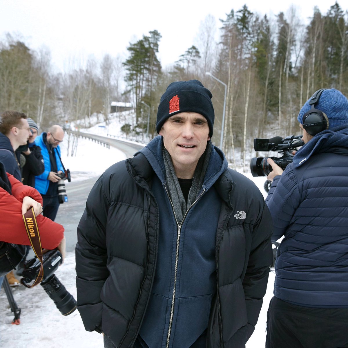 #살인마잭의집 <살인마 잭의 집> 굿즈 공개 1탄! 영화의 영문 로고를 그대로 살린 비니입니다. 개봉과 함께 다양한 이벤트로 만나요👋 #맷딜런...