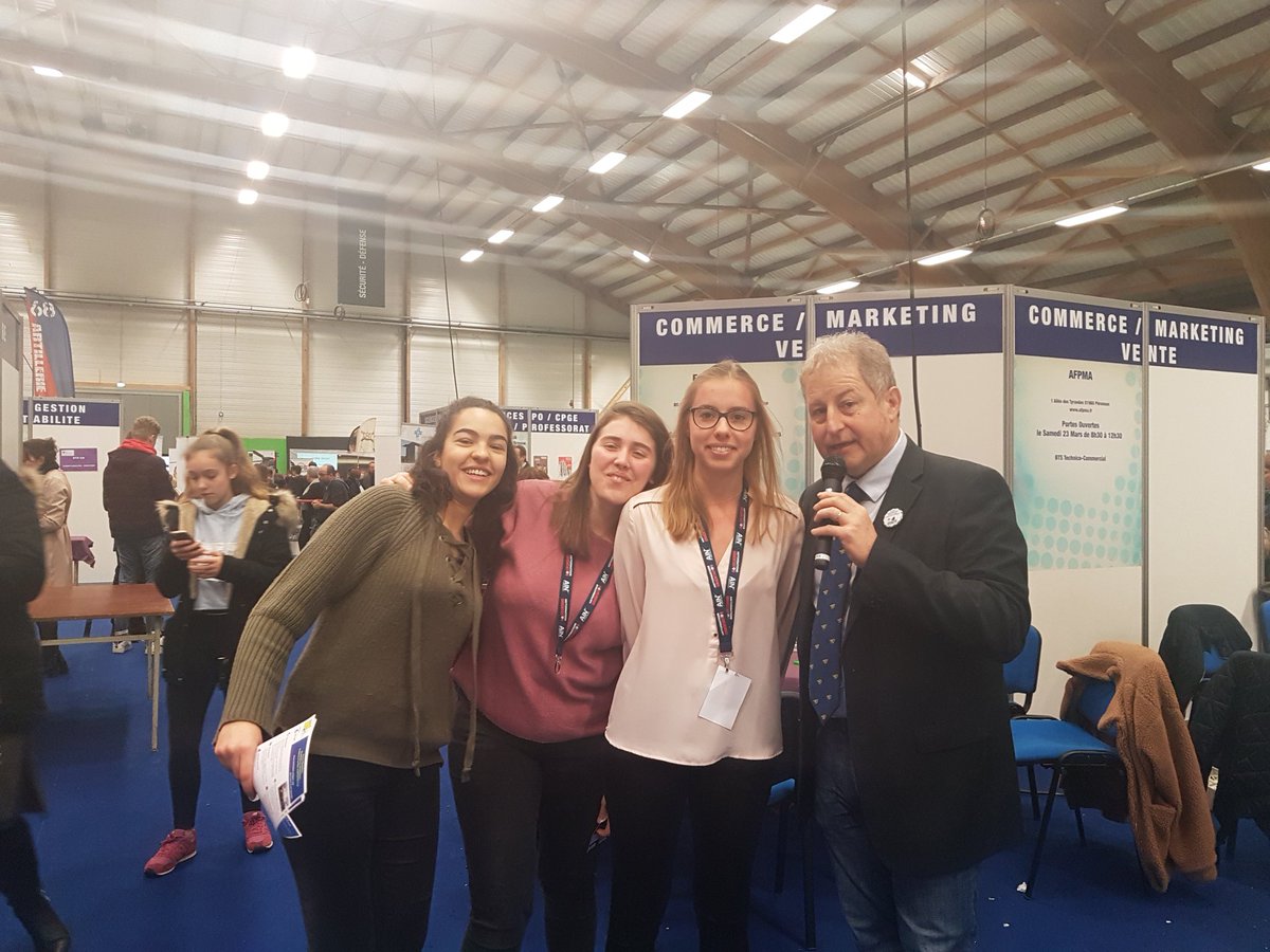 Les élèves de l'EGC interviewées par <a href="/francoisbelay/">François BELAY</a> sur le salon Ain'formations Orientation #AFOR <a href="/CCI_Ain/">CCI de l'Ain</a> <a href="/Departement_AIN/">Département de l'Ain</a>