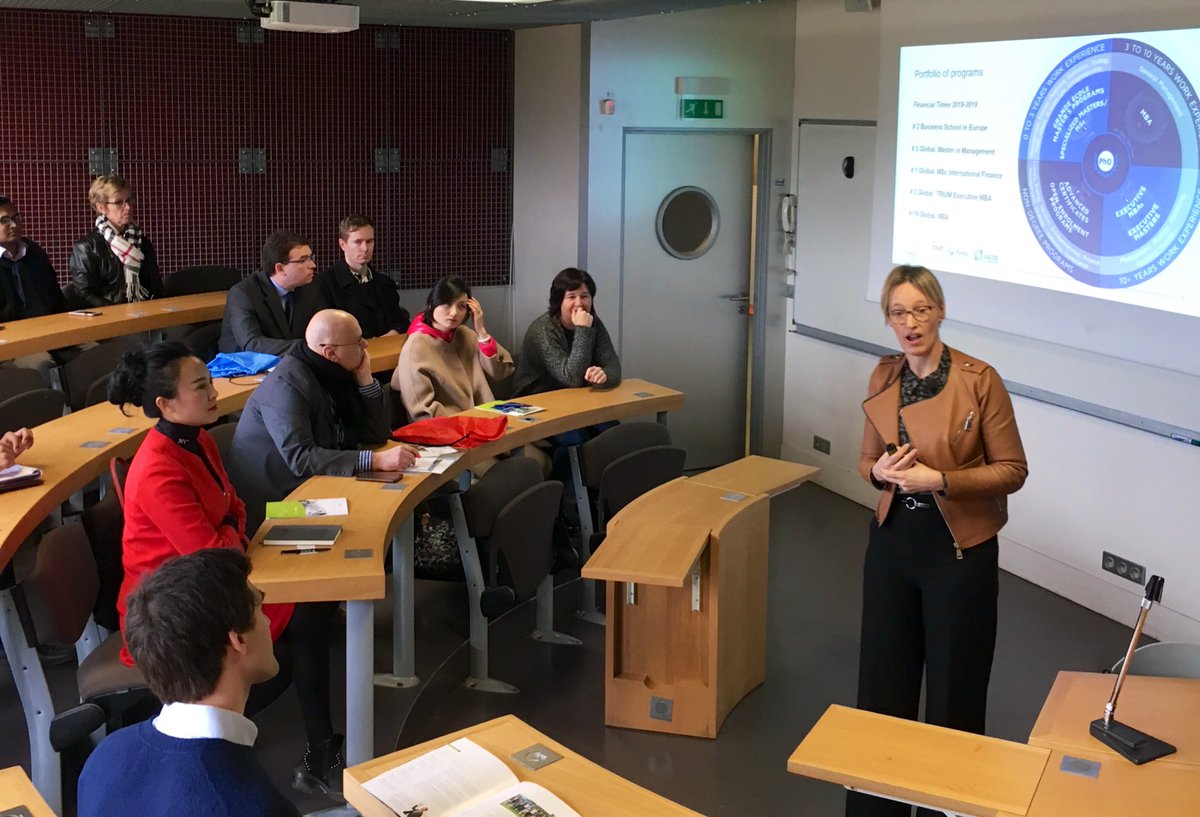 HECParis's tweet photo. #HECprof &amp; Director of the @HECParisPhD program Kristine de Valck presents the PhD program at HEC Paris cc @HECKnowledge #HECopenDay19 https://t.co/Sy7XetIaUq