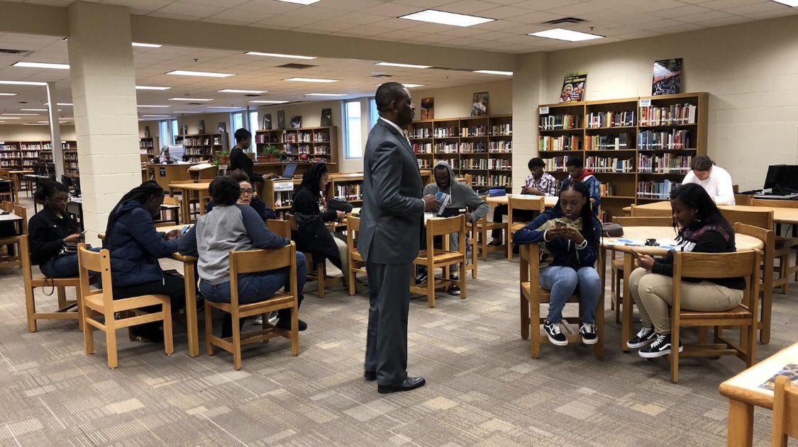 VC_Scotty's tweet photo. Southern University in Georgia and California visiting over 20 high schools as part of our recruitment blitz. Jaguar Nation Alumni leading the way with our Admission, Recruitment and Financial Aid Staff. Go Jags! #wearesouthern #southernbound https://t.co/R5Y6nDhzaJ