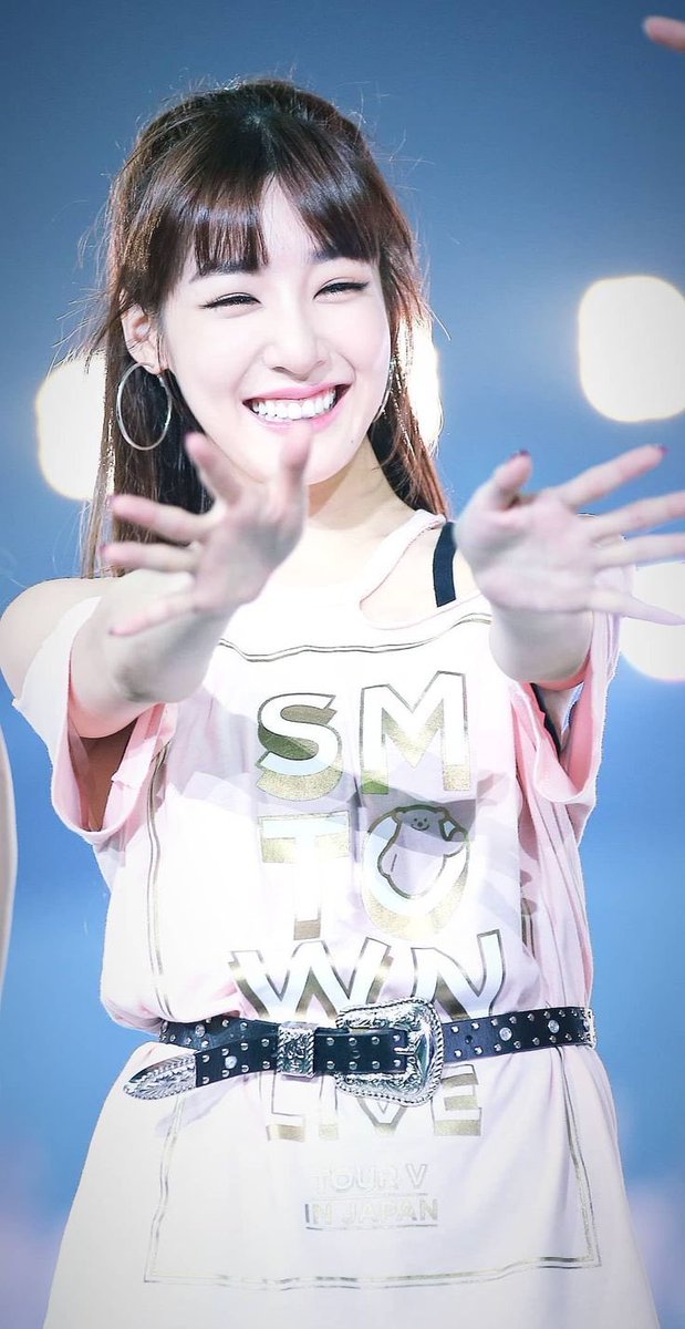 SoneSupport_'s tweet photo. [VOTE SPREE START] 

CHALLENGE: 

FORTEEN THOUSAND REPLIES and TWO THOUSAND RTS

Tweet us SNSD songs or any word you can think of. 

We will release the photo once challenge is accomplished. 

WAKE UP SONES (KEYWORD) 
#TiffanyYoung #BestSoloBreakout #iHeartAwards @tiffanyyoung https://t.co/3Spj5y4pH9