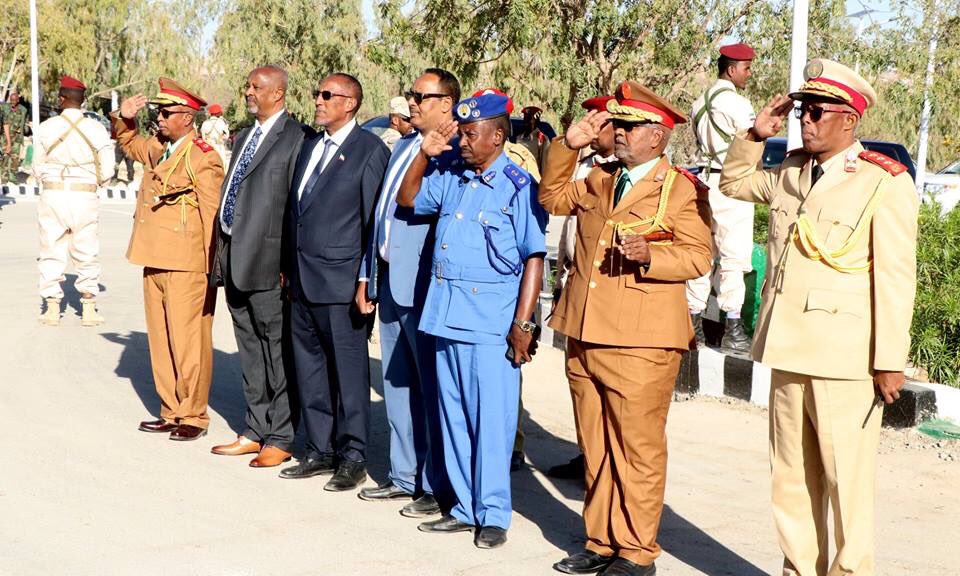 SLArmedForces's tweet photo. Happy 25th Anniversary to the men and women in uniform. #Somaliland https://t.co/kxiFULNlYw