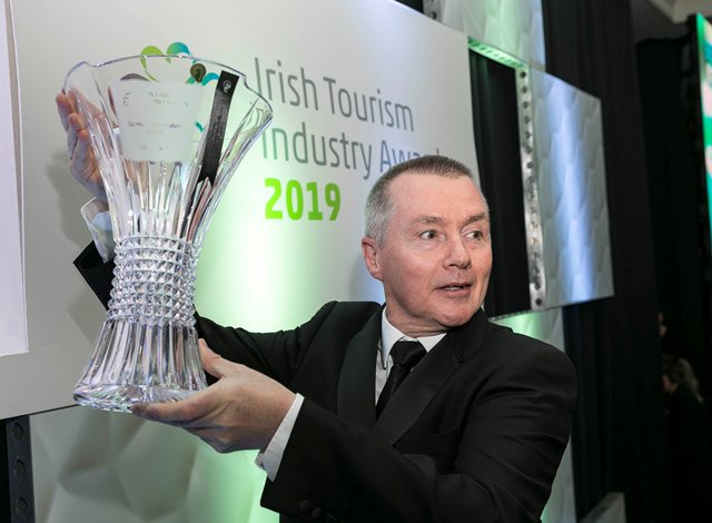 Special Recognition Award for IAG boss Willie Walsh at Irish Tourism Industry Awards 2019. Gongs too for Pearse Lyons Distillery, Little Museum of Dublin and Galway Food Tours. (pic: Paul Sherwood)
#itia2019 <a href="/Awards2019/">Irish Tourism Awards</a> <a href="/Failte_Ireland/">Fáilte Ireland</a>