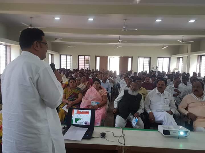 Jitendr97900380's tweet photo. राष्ट्रवादी काँग्रेस पार्टीच्या वतीने #NCPConnect उपक्रमांतर्गत जळगाव लोकसभा मतदारसंघात आढावा बैठक संपन्न झाली. यावेळी जिल्हाध्यक्ष भैय्यासाहेब रविंद्र पाटील, (1)
@supriya_sule
@SarangShriPatil https://t.co/ckR4sHRQC2