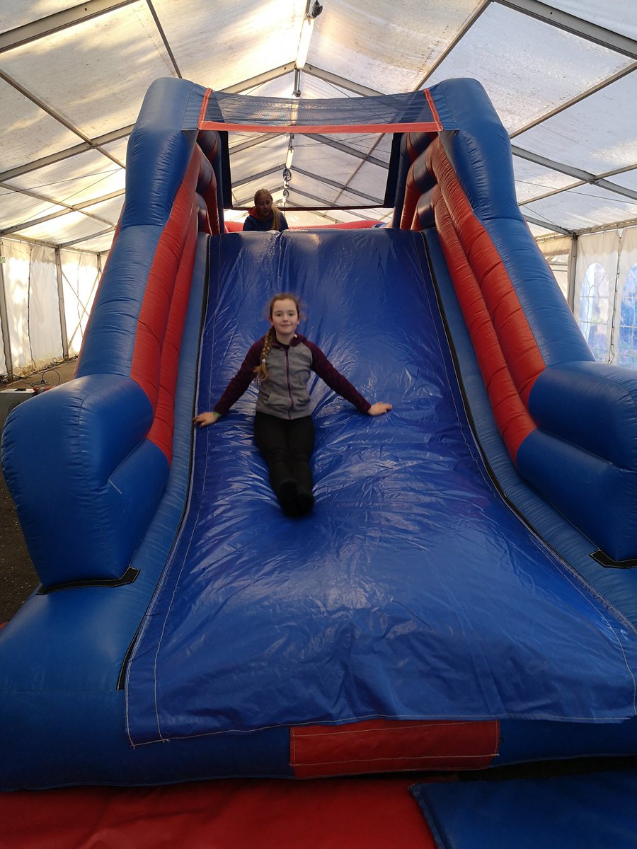 Fun on the inflatable assault course #SparkleAndIce <a href="/GirlguidingBath/">Girlguiding Bath</a>