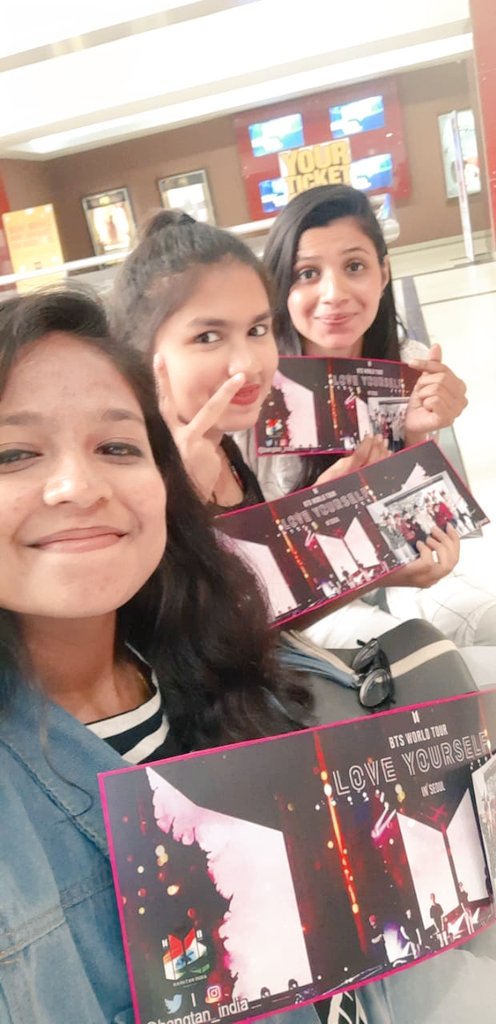 09rupal_'s tweet image. The best💜🥀
#LoveYourselfinSeoulFilm #LoveYourselfinSeoulFilminIndia 
#BTSAtPVR 
Thank you @BangtanINDIA @bangtan_india @bangtan_gujarat 
:
&amp;amp; You are Love💜 @BTS_twt @bts_bighit