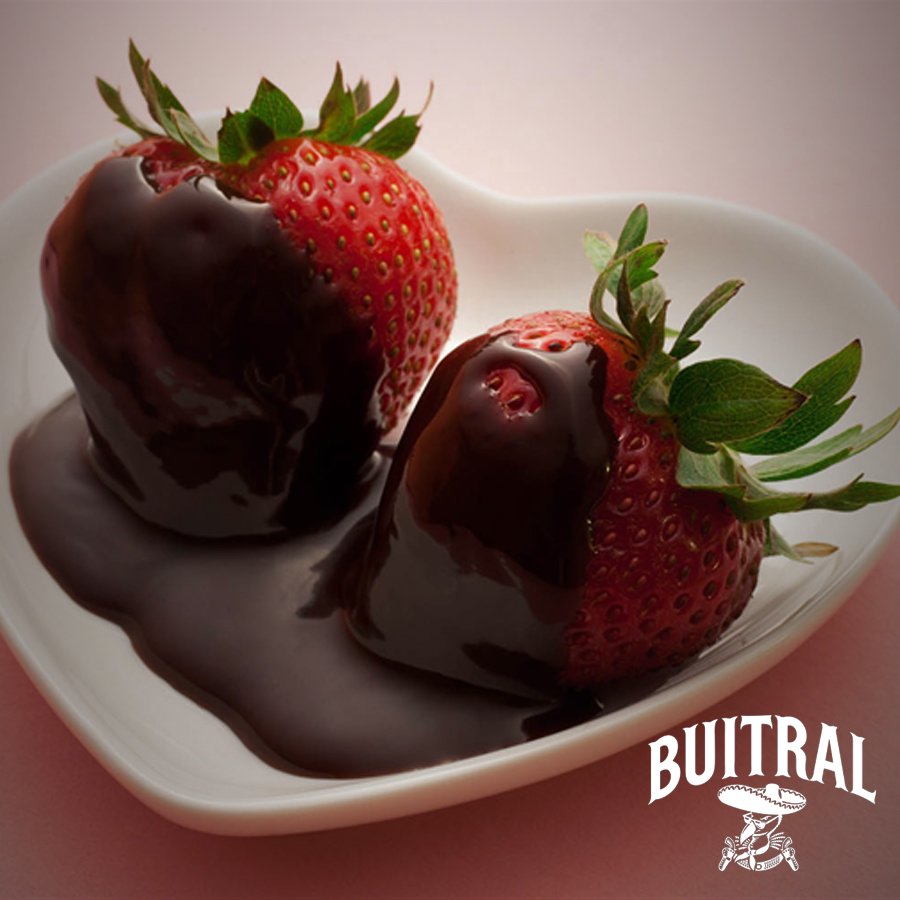 BuitralFresas's tweet photo. Os propongo un plan para estos días de frío.
Tu persona especial ➕ fresas ➕ crema de chocolate #Buitral. 😍🍓🍫
Seguro que sube la temperatura.

#tequila #love #we #he #she #cremadefresas #cremadechocolate #loveisintheair https://t.co/kzQmeBDDAR