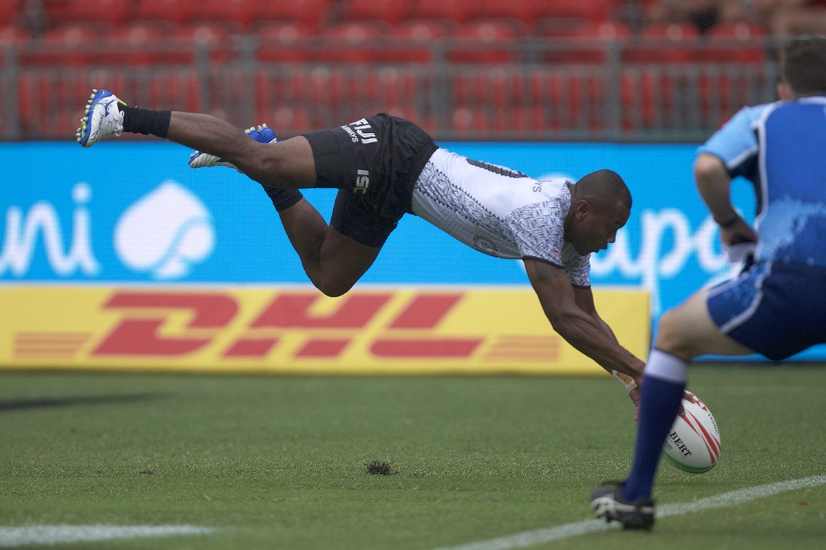 Let's take a moment to appreciate this beauty of a try! Naduva's take on #flylikeafijian too good! #Fiji #Sydney7s 

Photo: Zoom