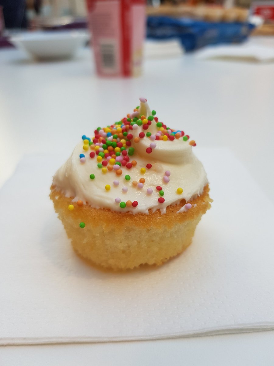 WycombeWeekends's tweet photo. Today in The Courtyard we have lots of fun activities! Come down and decorate a cupcake, make a bath bomb, or get creative and make a funky book bag! We also have some Pick 'n' Mix! Here until 3pm! #weekendsatwycombe #iloveboarding https://t.co/Vqz9SxviX3