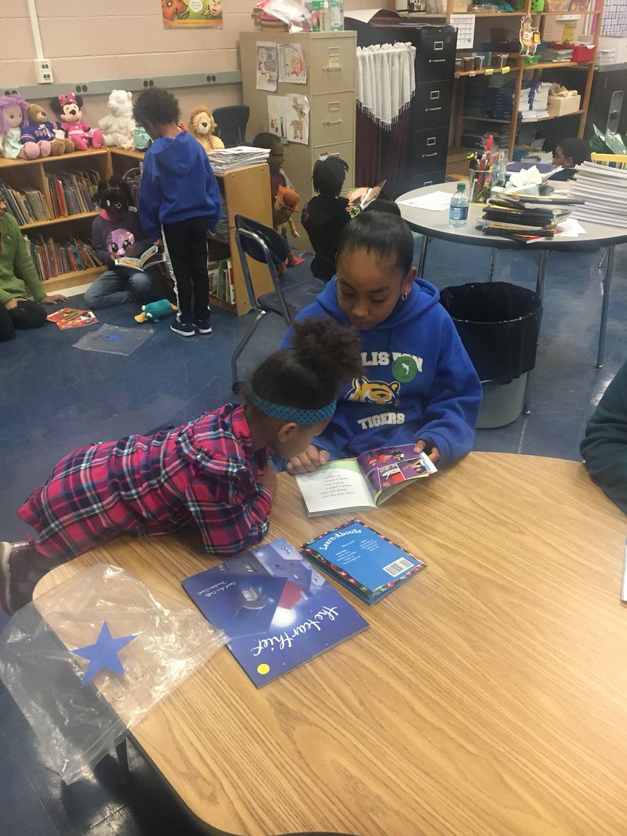 First day of “Reading Buddies”.  WMS 6th graders helped Gregory kindergarteners practice reading nonfiction and search for different punctuation marks. Best part of the week! <a href="/WillistonTigers/">Williston Tigers</a> <a href="/RonnieVillines/">Ron</a> @MacELA24 <a href="/kclark166/">Kim Clark</a> <a href="/Jill713/">Jill Larson</a> #NHCSchat #WeAreWilliston