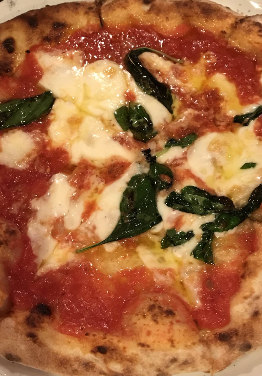 SparklingShinya's tweet photo. pizzeria🍕🇮🇹🍻
#pizzeria
#kanazawa
#VecchioAlvero
#reunion
#IDLMs
#AGirlInTheCity
#UmedaQuattro https://t.co/JqQGkapkqz