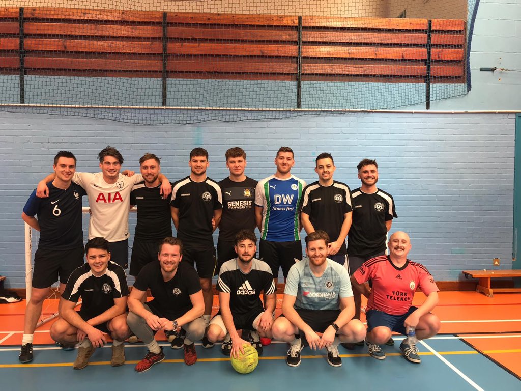 middlezoyrovers's tweet photo. No game for the first team today so a bit of team bonding #5os #skittles #rugby #higginsscoresgoals #gaddymom #togetherness ⚽️🍻 https://t.co/GHzLfQMMXd