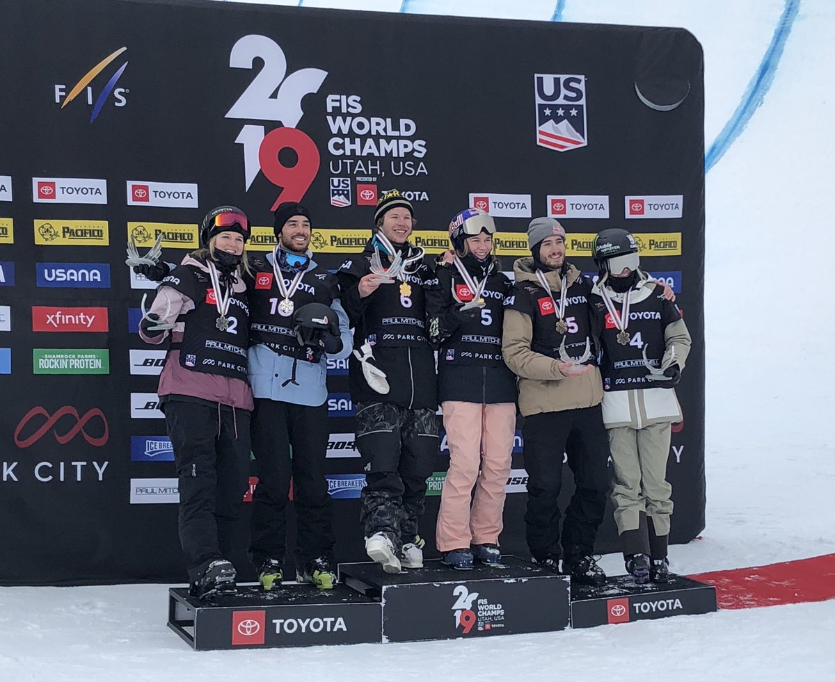 canfreestyleski's tweet image. Good day in the pipe for 🇨🇦!! @CassieSharpe with🥈and @NoahBowmanSki with🥉at Worlds! 

Huge shout out to @Simondart 
and Rachael Karker who were 4th and both put down great runs 👏