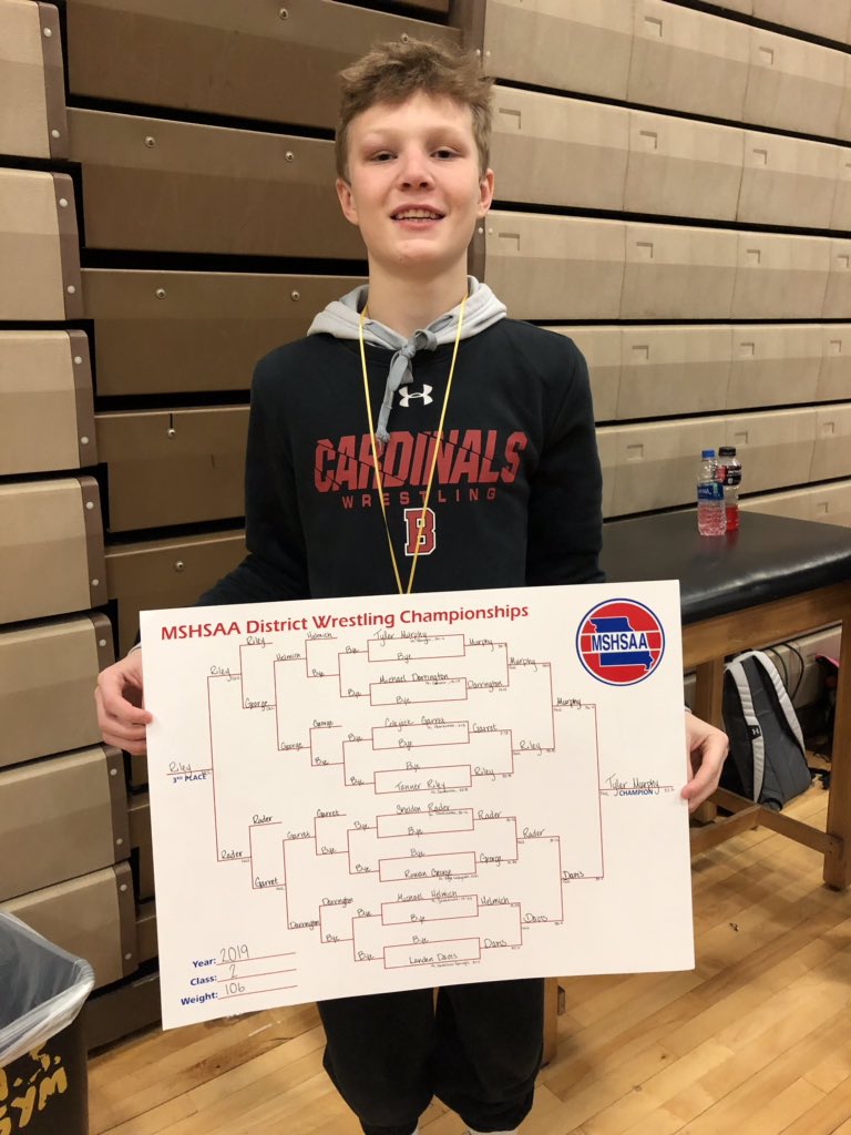 BeckyMurphy511's tweet photo. 2X C2D4 CHAMPION! Congratulations @tmurphy511! #comobound https://t.co/YmW1FtGwVO