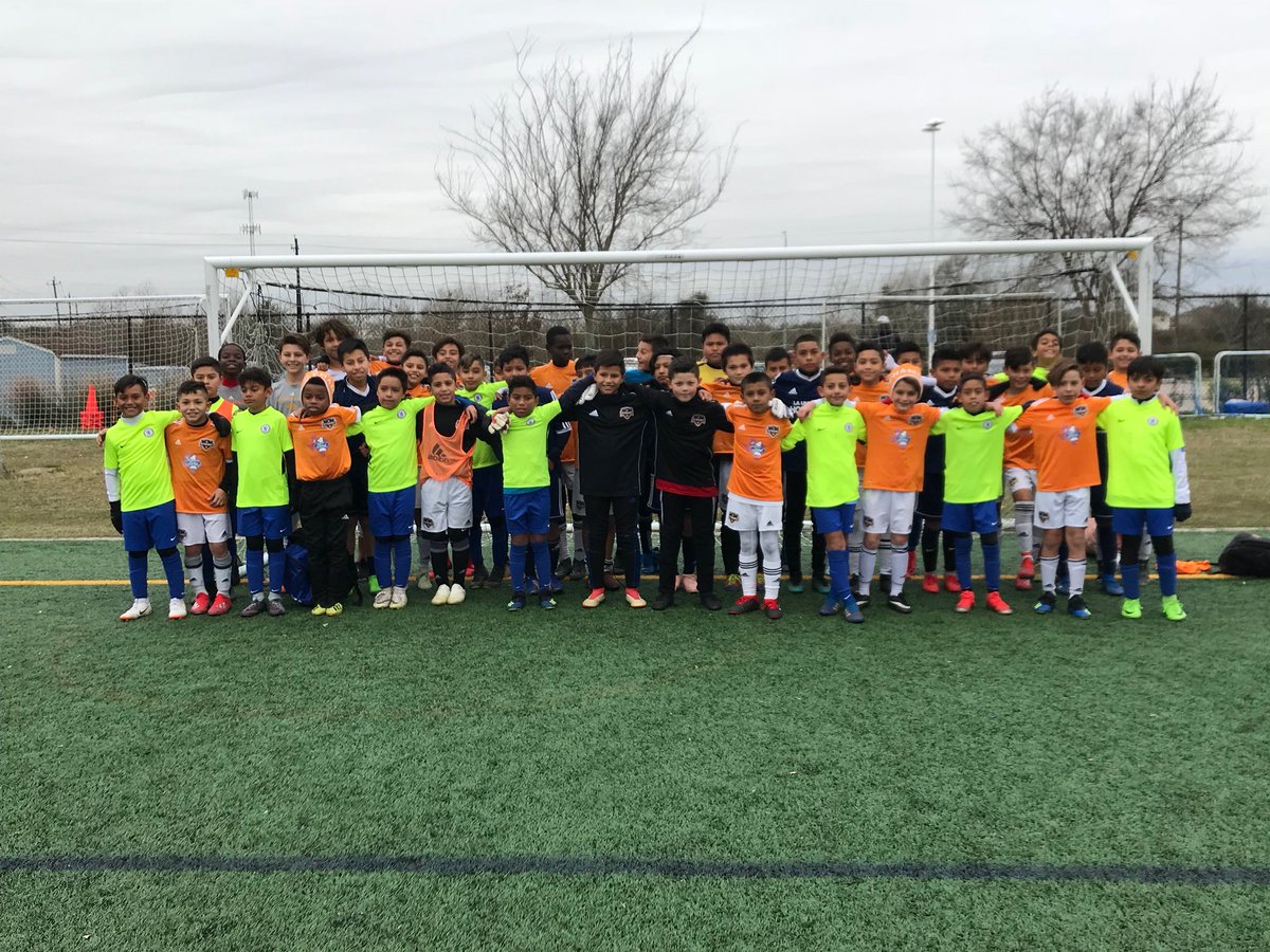 DynamoAcademy's tweet photo. The 2008s hosted friendlies w/ @N_C_Soccer 07 &amp; Chelsea JRs 08 @HoustonSportsPk today. 

All of the games were played w/🔝 spirit, energy, &amp; quality. 

Development is a collective process that we’re all engaged in to make #HoustonStrong w/ a clear #CultureOfDevelopment.

👏👏👏 https://t.co/W6SHwQqGCP