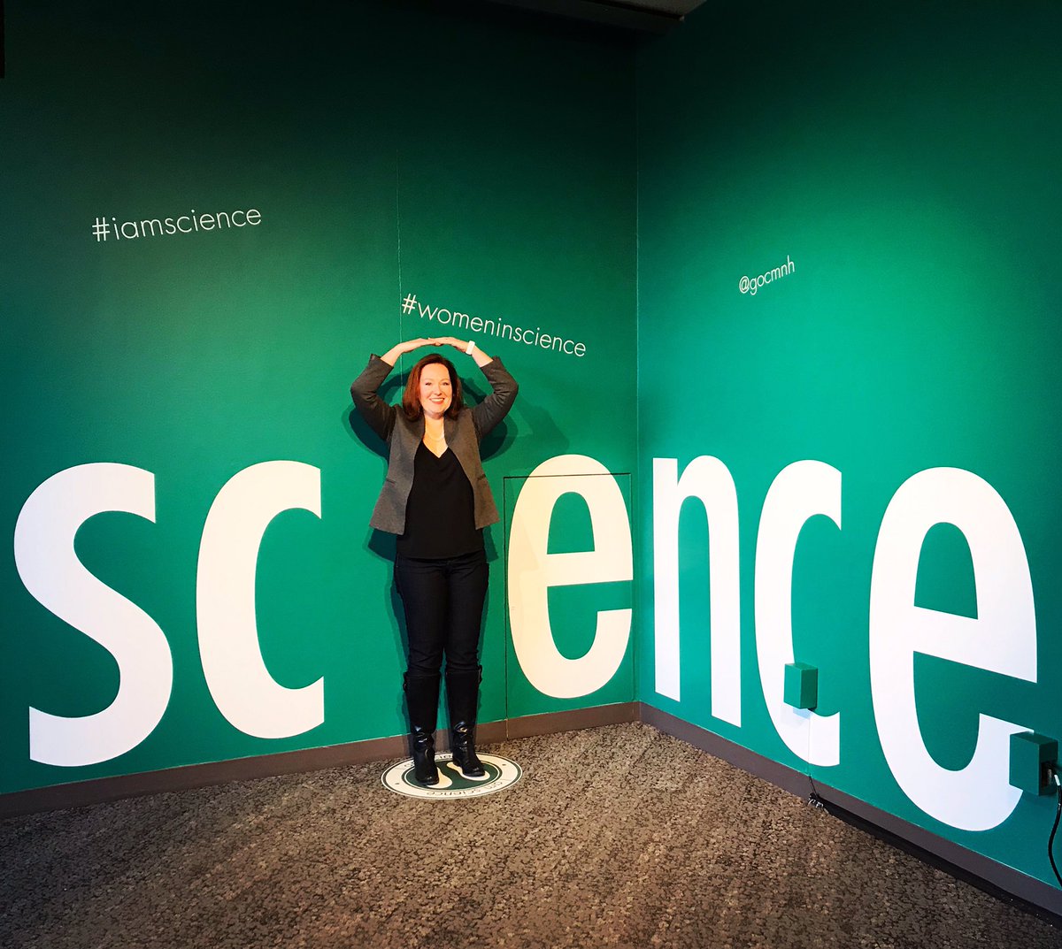 ErikaWoodsonMD's tweet image. Women in science day, almost panel time! #iamscience #womeninscience